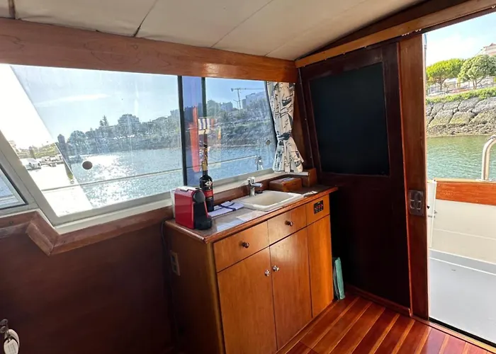 Seadream Classic Yacht Botel